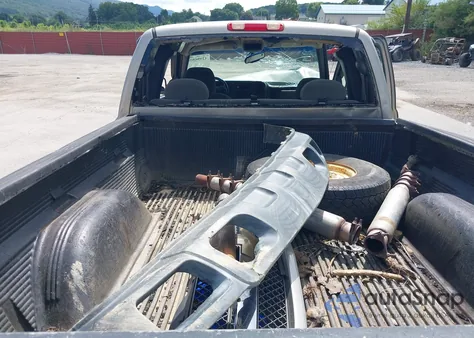 2003 Chevrolet Silverado 2500Hd Ls z USA, uszkodzony, nr VIN 1GCHK29U83E321435